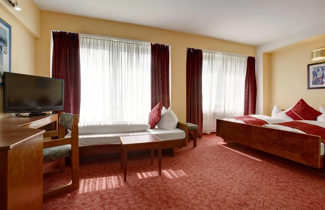 Hotel Nevada Hamburg-1